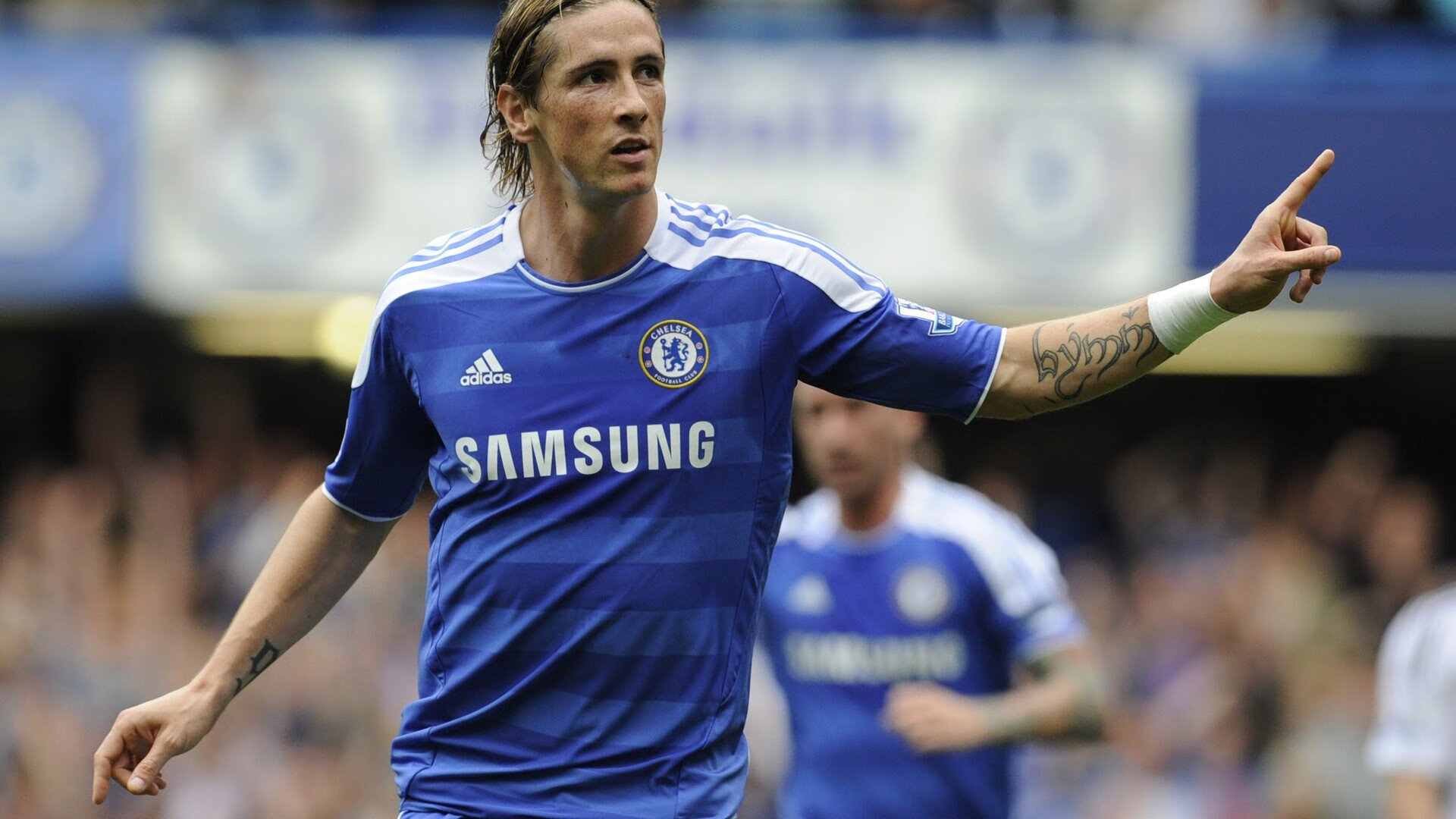 球员场上表现数据统计，球场上球员们的表现怎么形容